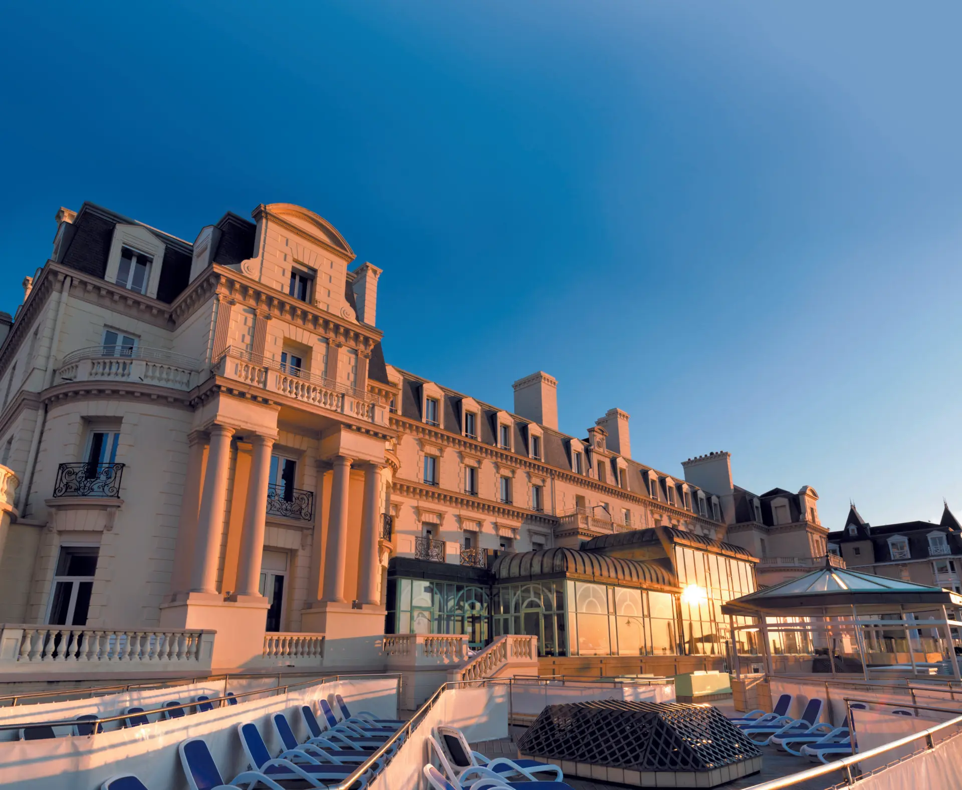 Les Thermes Marins de Saint-Malo : Quand Bien-être et Histoire se Rencontrent
