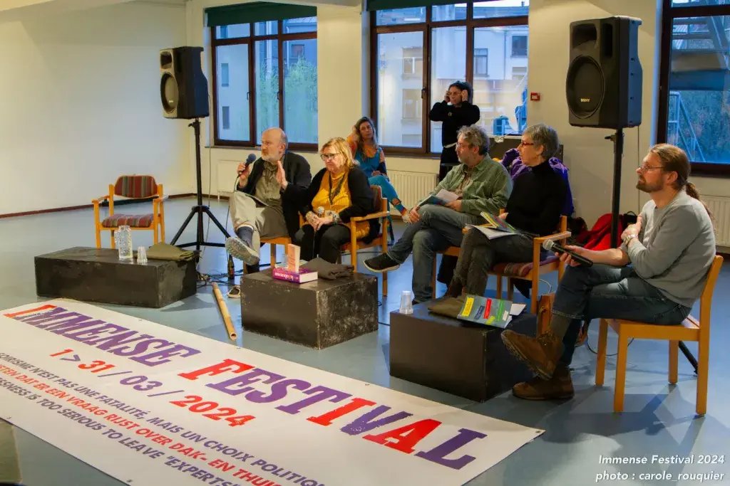 L'Immense Festival à Bruxelles : Culture et Émotion 1 Immense Festival 18 mars 2024 IMG 2083 Avec accentuation Bruit 1