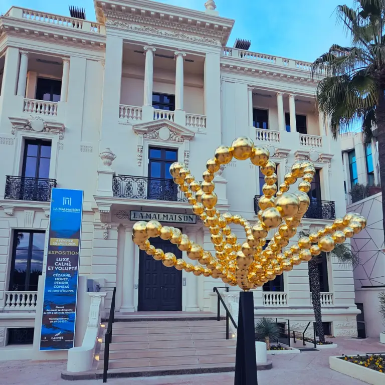 Luxe, calme et volupté à Cannes : La Malmaison rouvre en grand format