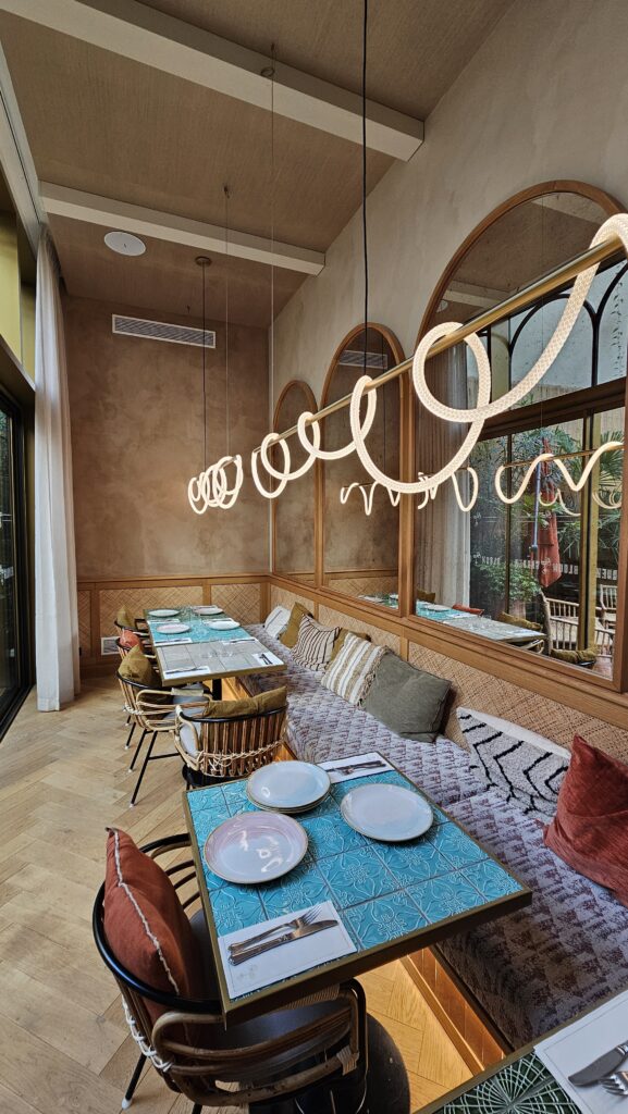 Bloom House Paris : L'Oasis Chic du 10ème 4 20250904 165901 1