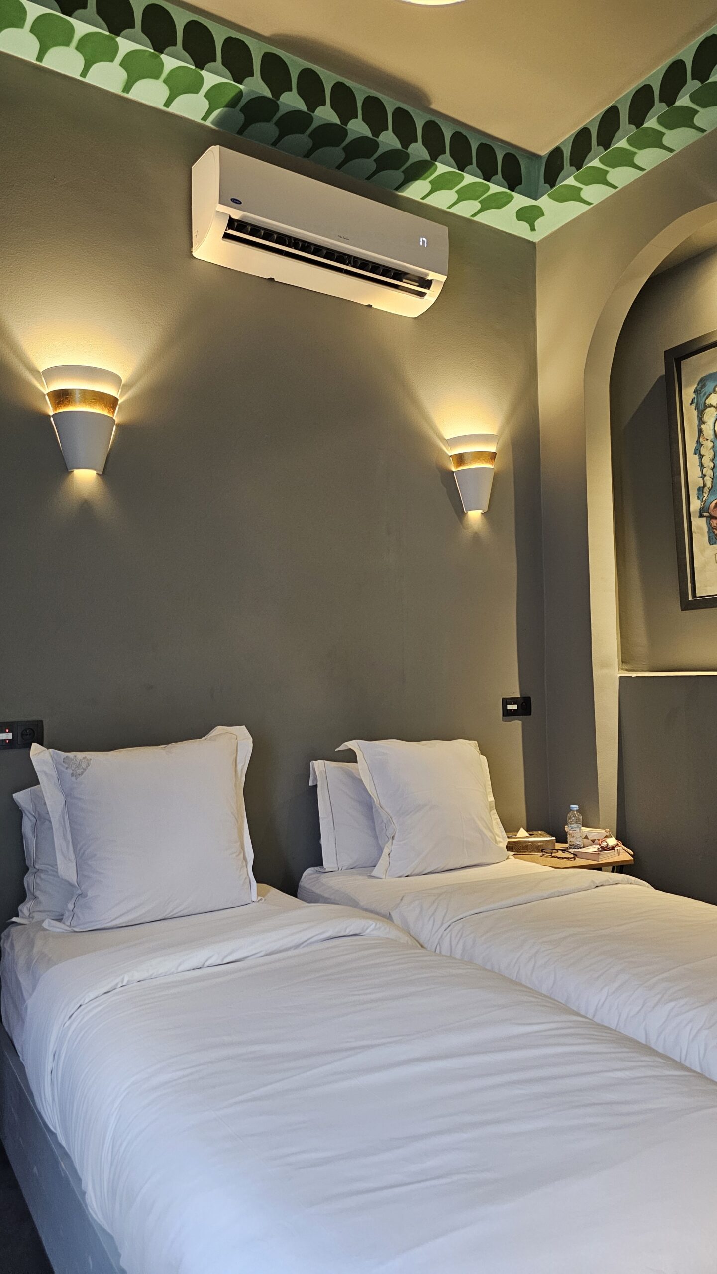 Riad Goloboy Marrakech : Passeport pour la Vie en Bleu Majorelle 2 20250916 162837 scaled