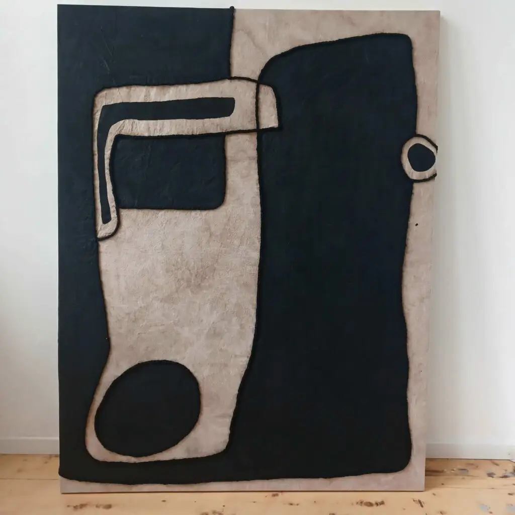 “Dualités” : L’Exposition d’Inès Jebari à Bruxelles 2 WhatsApp Image 2025 12 01 at 23.16.41